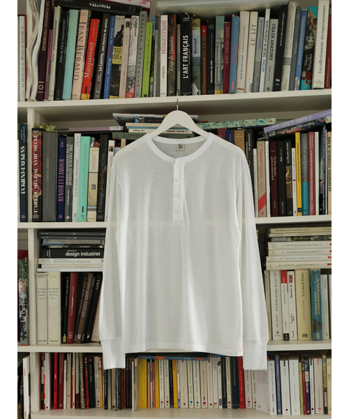 LLL DESIGN STUDIO(lllデザインスタジオ)の「テンセルリネンヘンリーネックデッドTシャツ_ホワイト(Tシャツ/カットソー・レディース・その他・FREE)」の3枚目の写真