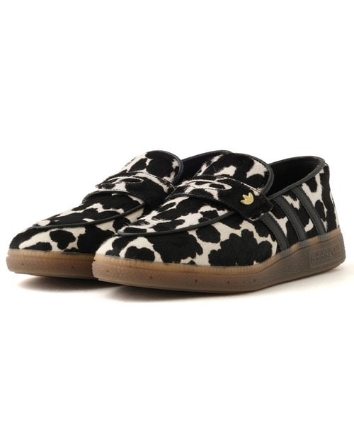 adidas（アディダス）の「adidas HANDBALL SPEZIAL LOAFER W / アディダス ハンドボール スペツィアル ローファー W（スニーカー・レディース・ブラック×ホワイト・22.5cm/23.0cm/23.5cm/24.0cm/24.5cm/25.0cm）」の2枚目の写真