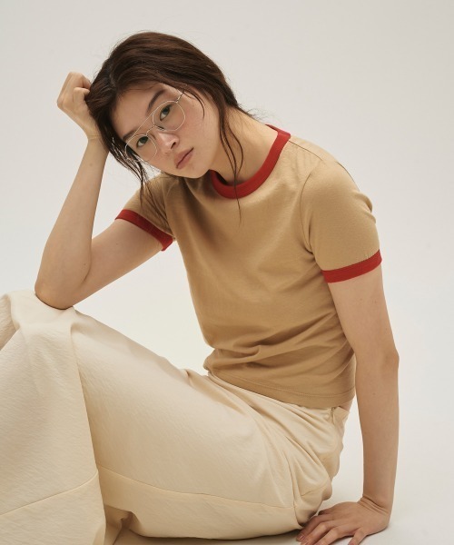 TODAYFUL(トゥデイフル)の「Compact Ringer Tee(Tシャツ/カットソー・レディース・ネイビー/ベージュ/キナリ/ブルー系その他・FREE)」の9枚目の写真