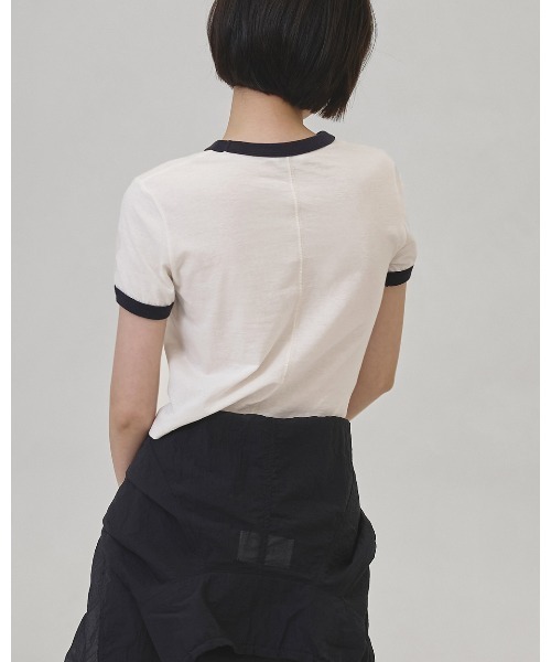 TODAYFUL(トゥデイフル)の「Compact Ringer Tee(Tシャツ/カットソー・レディース・ネイビー/ベージュ/キナリ/ブルー系その他・FREE)」の13枚目の写真
