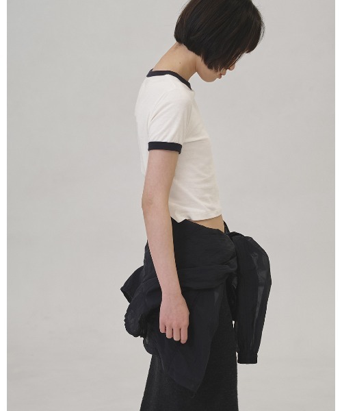 TODAYFUL(トゥデイフル)の「Compact Ringer Tee(Tシャツ/カットソー・レディース・ネイビー/ベージュ/キナリ/ブルー系その他・FREE)」の14枚目の写真