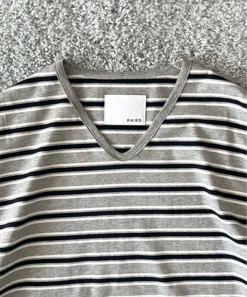 KAIKO(カイコー)の「KAIKO V neck border t-shirts(Tシャツ/カットソー・メンズ・レッド/サックスブルー・1/2)」の6枚目の写真