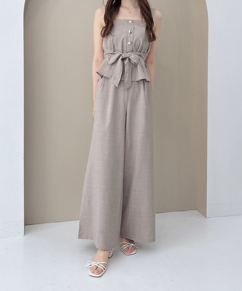 INGNI(イング)の「金ボタンビスチェ+ワイドパンツセットアップ(セットアップ・レディース・サックスブルー/チャコールグレー/ベージュ/ブラウン・M)」の15枚目の写真