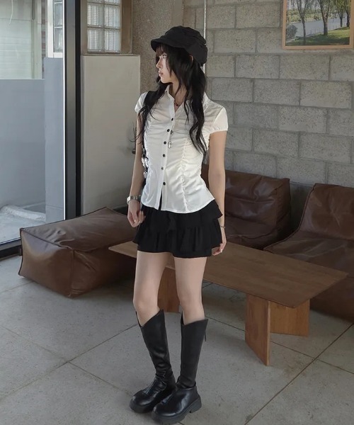 Aelina(エリナ)の「ボタンダウンシングルブレストタイトブラウス(シャツ/ブラウス・レディース・ホワイト・FREE)」の17枚目の写真