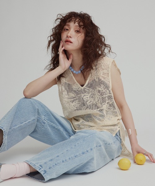 W:Huku(フーク)の「【W:Huku / メッシュ エンブロイダリー】ノースリーブ シアートップス / Mesh Embroidered Sleeveless Top(ベスト・レディース・ブラック/ブラックミックス/アイボリー・FREE)」の3枚目の写真