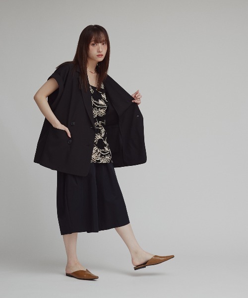 W:Huku(フーク)の「【W:Huku / メッシュ エンブロイダリー】ノースリーブ シアートップス / Mesh Embroidered Sleeveless Top(ベスト・レディース・ブラック/ブラックミックス/アイボリー・FREE)」の6枚目の写真