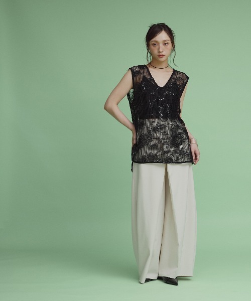 W:Huku(フーク)の「【W:Huku / メッシュ エンブロイダリー】ノースリーブ シアートップス / Mesh Embroidered Sleeveless Top(ベスト・レディース・ブラック/ブラックミックス/アイボリー・FREE)」の8枚目の写真