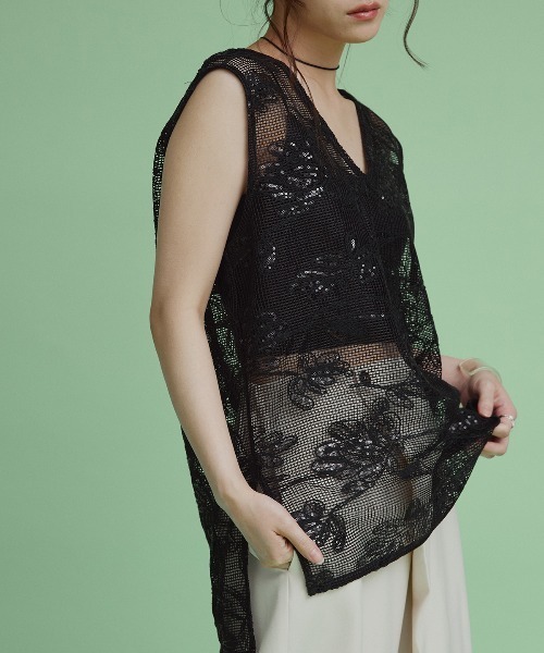 W:Huku(フーク)の「【W:Huku / メッシュ エンブロイダリー】ノースリーブ シアートップス / Mesh Embroidered Sleeveless Top(ベスト・レディース・ブラック/ブラックミックス/アイボリー・FREE)」の11枚目の写真