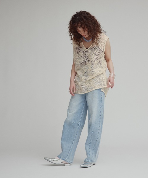 W:Huku(フーク)の「【W:Huku / メッシュ エンブロイダリー】ノースリーブ シアートップス / Mesh Embroidered Sleeveless Top(ベスト・レディース・ブラック/ブラックミックス/アイボリー・FREE)」の13枚目の写真