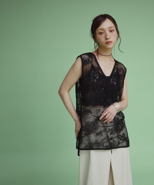 W:Huku(フーク)の「【W:Huku / メッシュ エンブロイダリー】ノースリーブ シアートップス / Mesh Embroidered Sleeveless Top(ベスト・レディース・ブラック/ブラックミックス/アイボリー・FREE)」の15枚目の写真