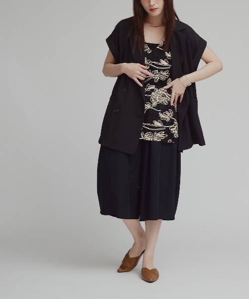 W:Huku(フーク)の「【W:Huku / メッシュ エンブロイダリー】ノースリーブ シアートップス / Mesh Embroidered Sleeveless Top(ベスト・レディース・ブラック/ブラックミックス/アイボリー・FREE)」の17枚目の写真
