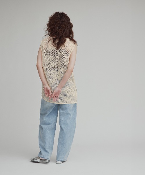 W:Huku(フーク)の「【W:Huku / メッシュ エンブロイダリー】ノースリーブ シアートップス / Mesh Embroidered Sleeveless Top(ベスト・レディース・ブラック/ブラックミックス/アイボリー・FREE)」の18枚目の写真
