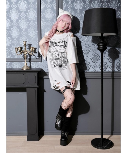 NOEMIE（ノエミー）の「鉄線チェーンねこダメージユニセックスTシャツ（Tシャツ/カットソー・レディース・オフホワイト/ブラック/ブルー系その他・M）」の7枚目の写真