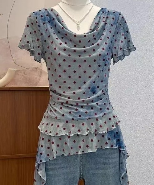CELENA BEATS(セレナビーツ)の「韓国風バレエコアドットドレープトップス(Tシャツ/カットソー・レディース・イエロー/ブルー・S/M/L)」の5枚目の写真