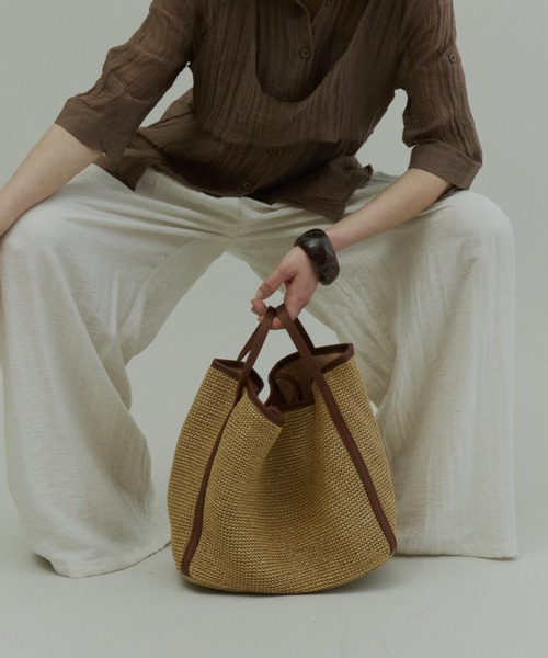 Plumel(プルメル)の「Piping Basket Tote Bag / パイピングバスケットトートバッグ(トートバッグ・レディース・ブラウン/ブラック・FREE)」の4枚目の写真