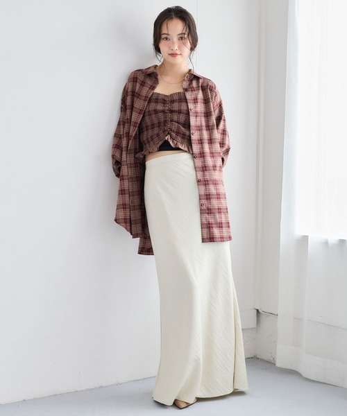 mysty woman(ミスティウーマン)の「2Pチェック柄シャツ長袖 1055370(シャツ/ブラウス・レディース・ベージュ/ワインレッド/ブラック・FREE)」の13枚目の写真