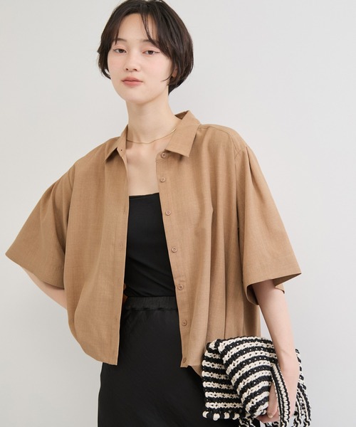 le cercle ADAM ET ROPE'(ルセルクルアダムエロペ)の「タンブラーブッチャーレギュラーカラーシャツ/セットアップ対応(シャツ/ブラウス・レディース・チャコールグレー/キャメル/ダークブラウン・FREE)」の14枚目の写真