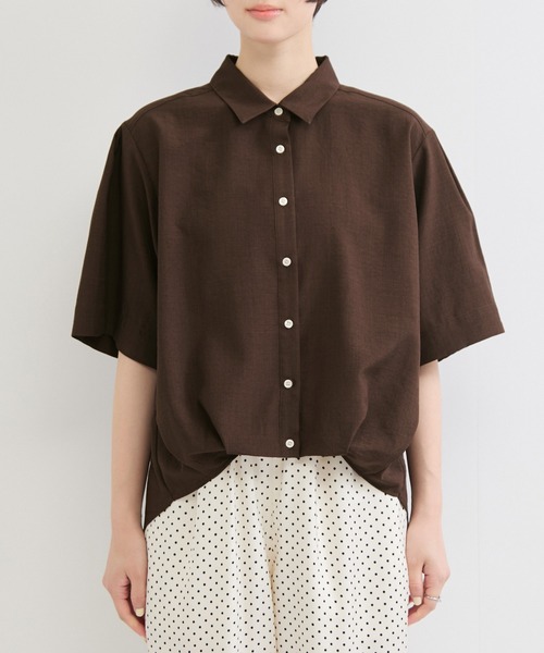 le cercle ADAM ET ROPE'(ルセルクルアダムエロペ)の「タンブラーブッチャーレギュラーカラーシャツ/セットアップ対応(シャツ/ブラウス・レディース・チャコールグレー/キャメル/ダークブラウン・FREE)」の15枚目の写真