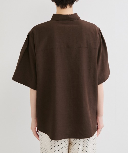 le cercle ADAM ET ROPE'(ルセルクルアダムエロペ)の「タンブラーブッチャーレギュラーカラーシャツ/セットアップ対応(シャツ/ブラウス・レディース・チャコールグレー/キャメル/ダークブラウン・FREE)」の17枚目の写真
