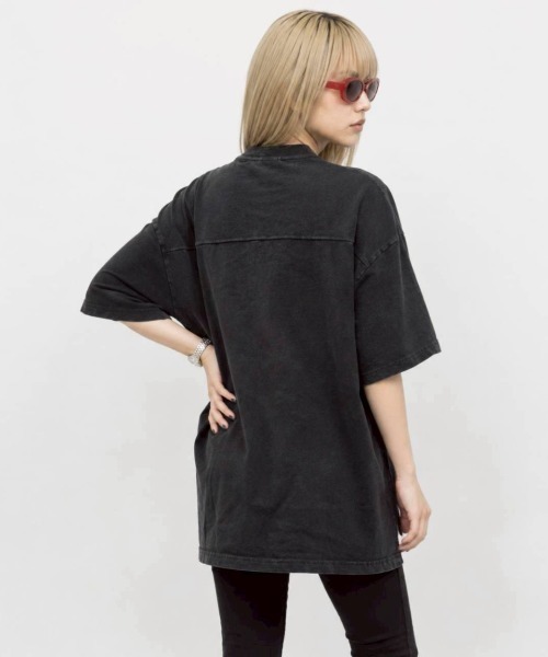 KAMINARI_TOKIO(カミナリトキオ)の「ヴィンテージ切替リメイク風Tシャツ(Tシャツ/カットソー・レディース・ブラック/ブラウン・FREE)」の7枚目の写真