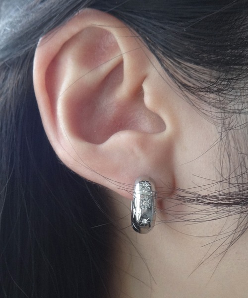 4quince(フォークインス)の「【金属アレルギー対応】スパークビジューフープピアス(ピアス(両耳用)・レディース・ゴールド/シルバー・FREE)」の9枚目の写真