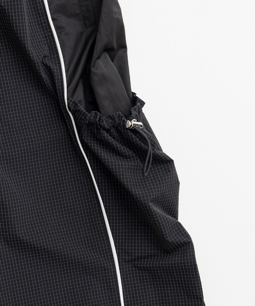 PRANK PROJECT（プランクプロジェクト）の「【2026Autumn Pre-Order】ベルテッドトラックパンツ / Belted Track Pants（その他パンツ・レディース・レッド/ブラック/ベージュ・38/36）」の18枚目の写真