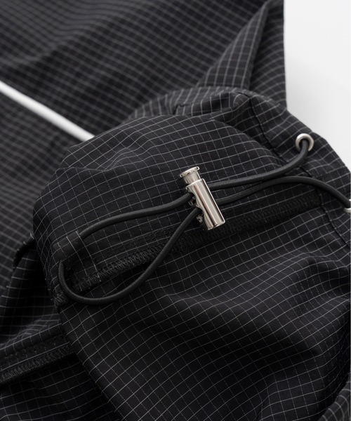PRANK PROJECT（プランクプロジェクト）の「【2026Autumn Pre-Order】ベルテッドトラックパンツ / Belted Track Pants（その他パンツ・レディース・レッド/ブラック/ベージュ・38/36）」の19枚目の写真