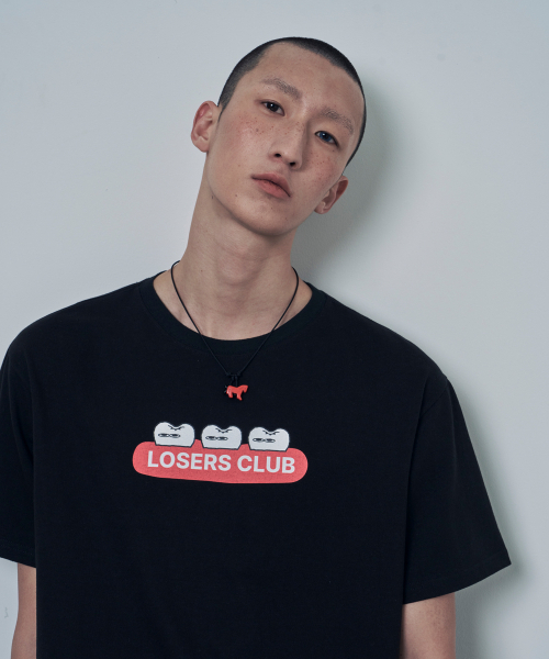 LOSERS CLUB(ルーザーズクラブ)の「GUMS ロゴグラフィック半袖Tシャツ ブラック(Tシャツ/カットソー・レディース・その他・0/1(M)/2(L))」の4枚目の写真