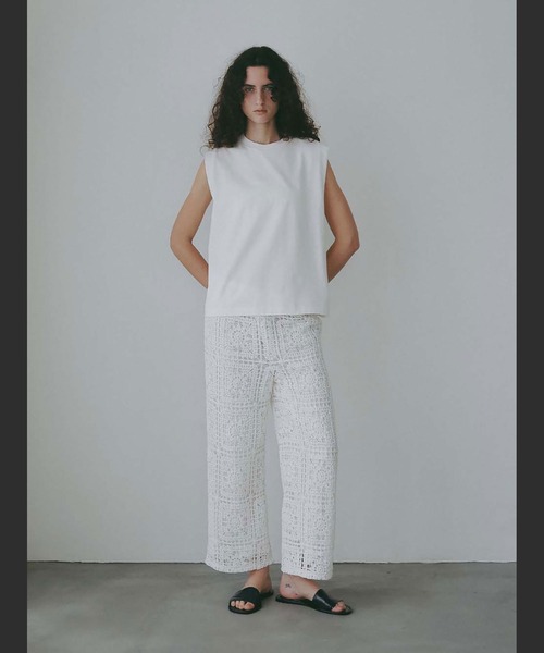 HER.(ハー)の「スリーブレスカットT(Tシャツ/カットソー・レディース・ベージュ/オフホワイト/ブラック・フリー)」の11枚目の写真