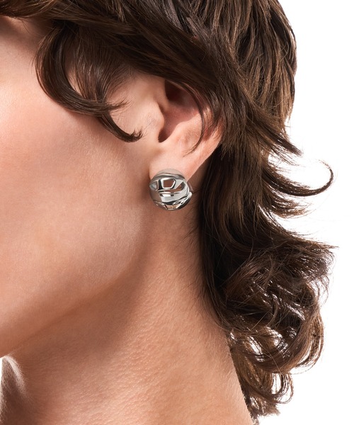 DIESEL(ディーゼル)の「ディーゼル アクセサリー ユニセックス ピアス シルバー DX1718040(ピアス(片耳用)・メンズ・シルバー・FREE)」の3枚目の写真