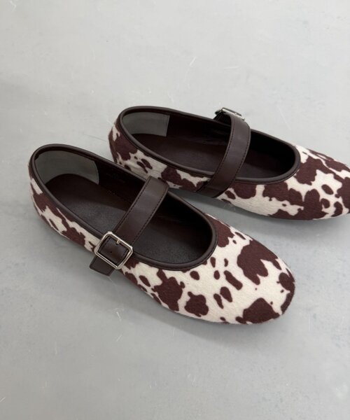 w closet(ダブルクローゼット)の「カウ柄バレエシューズ(バレエシューズ・レディース・ブラック/ブラウン・LARGE/MEDIUM)」の12枚目の写真