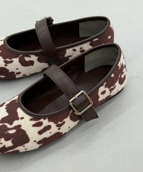 w closet(ダブルクローゼット)の「カウ柄バレエシューズ(バレエシューズ・レディース・ブラック/ブラウン・LARGE/MEDIUM)」の14枚目の写真