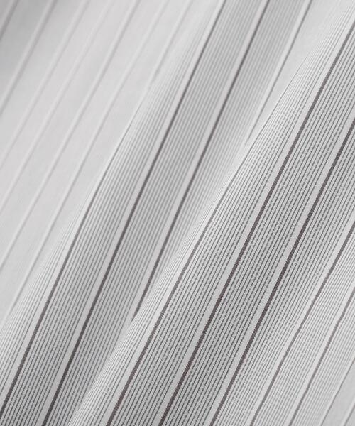 MARGARET HOWELL(マーガレットハウエル)の「COTTON SILK STRIPE(シャツ/ブラウス・メンズ・グレー・LARGE/MEDIUM/SMALL)」の8枚目の写真