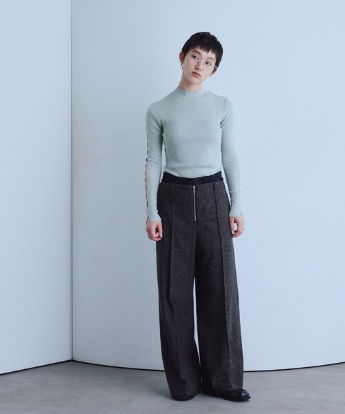 CODE A(コードエー)の「cut-out sleeve knit top(ニット/セーター・レディース・ライトグリーン/オフホワイト/グレー・00)」の17枚目の写真