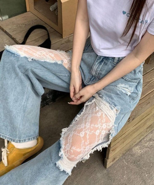 Feliz(フェリス)の「ダメージレースデニムパンツ(デニムパンツ・レディース・ライトブルー・FREE)」の7枚目の写真