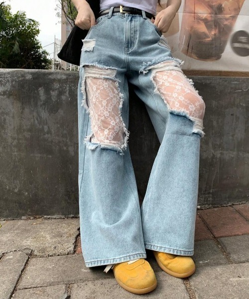 Feliz(フェリス)の「ダメージレースデニムパンツ(デニムパンツ・レディース・ライトブルー・FREE)」の8枚目の写真