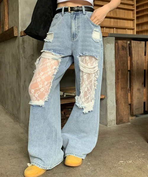 Feliz(フェリス)の「ダメージレースデニムパンツ(デニムパンツ・レディース・ライトブルー・FREE)」の4枚目の写真