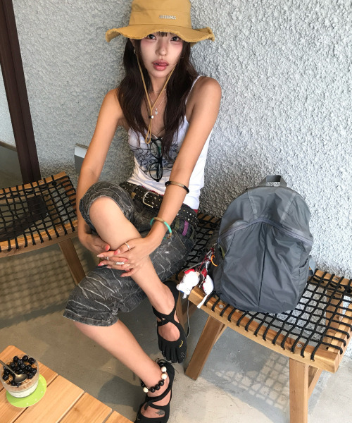 RAWROW（ロウロウ）の「コーデュラエアラウンドバックパック [3色]（バックパック/リュック・レディース・ブラック/グレー/ライム・FREE）」の7枚目の写真