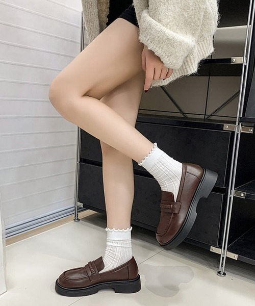 Miniministore(ミニミニストア)の「厚底ローファーレディース 韓国風美脚脚長(ローファー・レディース・ブラウン/ブラック・24.5cm/24.0cm/23.5cm/23.0cm/22.5cm)」の13枚目の写真