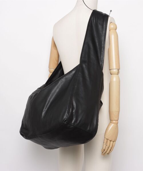 SHOOP （シュープ）の「SHOOP SACK SHOULDER BAG (SHBSC010)（ショルダーバッグ・メンズ・ブラック・FREE）」の5枚目の写真
