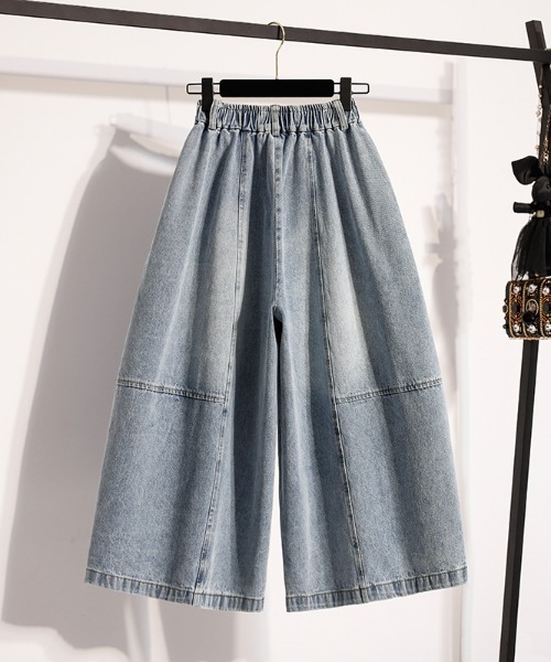 AMAJI(アマジ)の「切替テーパード デニムパンツ(デニムパンツ・レディース・ライトブルー/ネイビー・X-LARGE/LARGE)」の3枚目の写真