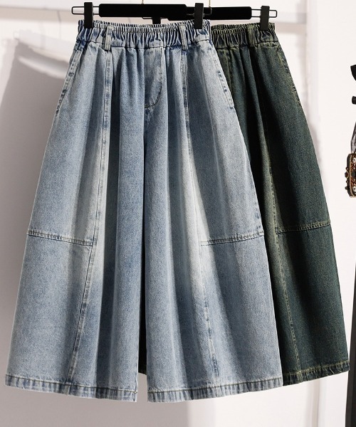 AMAJI(アマジ)の「切替テーパード デニムパンツ(デニムパンツ・レディース・ライトブルー/ネイビー・X-LARGE/LARGE)」の4枚目の写真