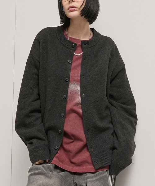 Alfred Alex（アルフレッドアレックス）の「【Alfred Alex】Mix Yarn Knit Cardigan / オーバーサイズ ミックスヤーン クルーネック ニットカーディガン（カーディガン/ボレロ・メンズ・チャコール/ブラウン系/レッド系/ブラック系/スミクロ・L/M）」の3枚目の写真