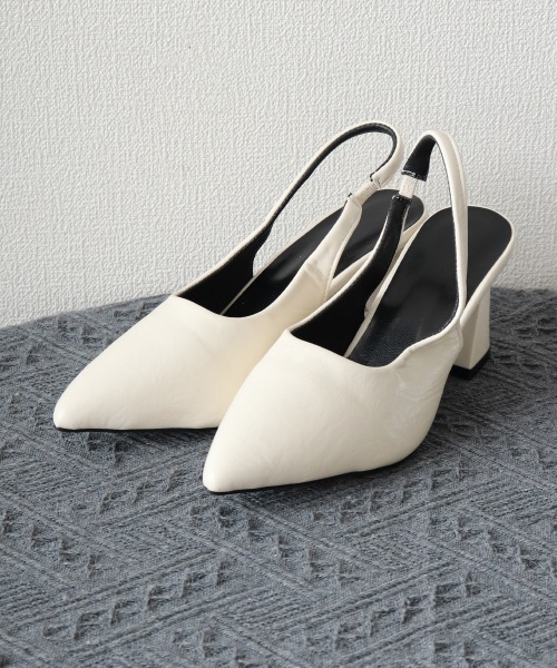 Miniministore(ミニミニストア)の「ポインテッドトゥ パンプス ハイヒール靴(パンプス・レディース・ブラック/アイボリー・25cm/24.5cm/24.0cm/23.5cm/23.0cm/22.5cm)」の20枚目の写真