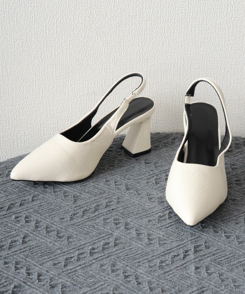 Miniministore(ミニミニストア)の「ポインテッドトゥ パンプス ハイヒール靴(パンプス・レディース・ブラック/アイボリー・25cm/24.5cm/24.0cm/23.5cm/23.0cm/22.5cm)」の21枚目の写真
