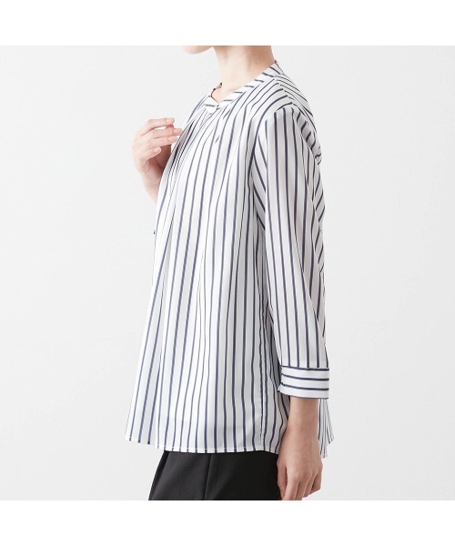 StyleNote(スタイルノート)の「綿素材の裏カットソー付きタックブラウス(シャツ/ブラウス・レディース・ネイビー/オフホワイト/アイボリー系/ホワイト系その他・L/M/S)」の14枚目の写真