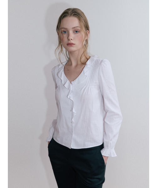 ETMON(エトモン)の「ラッフルピンタックブラウス ホワイト(シャツ/ブラウス・レディース・その他・MEDIUM/SMALL)」の5枚目の写真