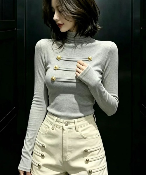 Girly Doll(ガーリードール)の「ハイネックナポレオン風カットソー(Tシャツ/カットソー・レディース・ブラック/ホワイト/ブラウン/グレー・FREE)」の3枚目の写真