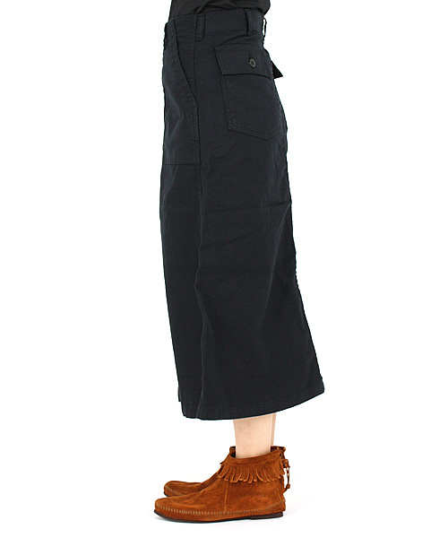 BEAMS BOY（ビームスボーイ）の「【FUDGE5月号掲載】BEAMS BOY / 4ポケットミリタリー マキシスカート（スカート・レディース・オリーブ/ネイビー/ホワイト/カーキ・0/1/2）」の10枚目の写真