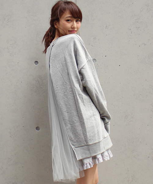 MICOAMERI(ミコアメリ)の「ビッグシルエットバックチュールスウェットシャツ(Tシャツ/カットソー・レディース・ホワイト/ブラック/グレー・FREE)」の6枚目の写真